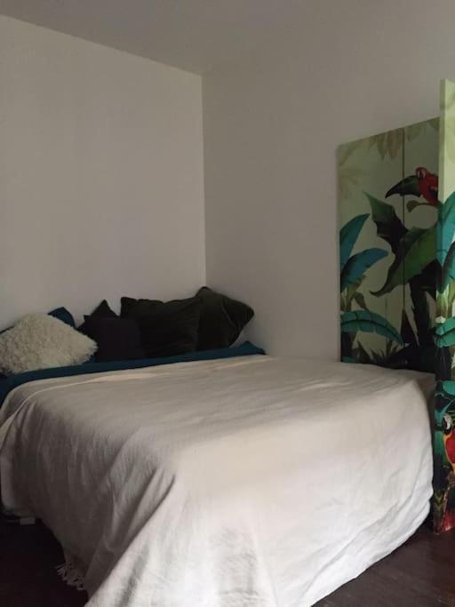 Beautiful Studio - 20' Walking From Montmartre París Exterior foto